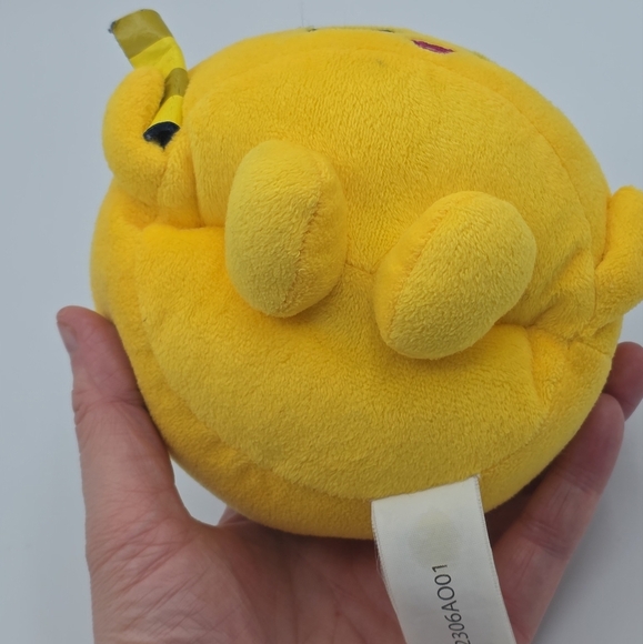 Shopkins Cindy Bon Cinnamon Bun Plush - Picture 5 of 8